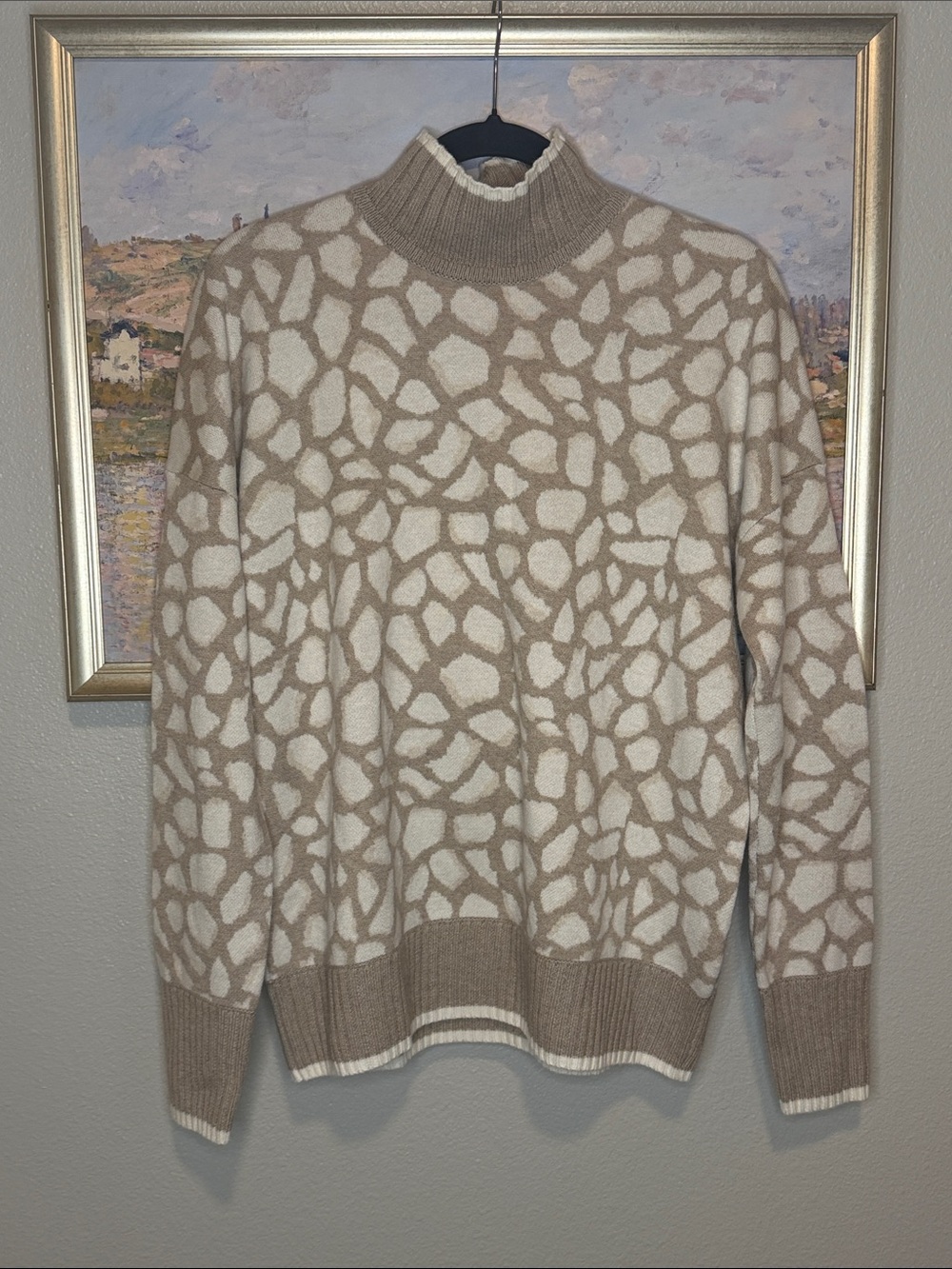 Vineyard Vines Beige and Cream Patterned Turtleneck Sweater size medium (bin12)